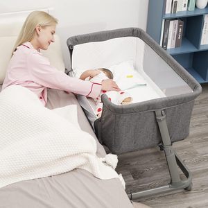 婴儿寝具